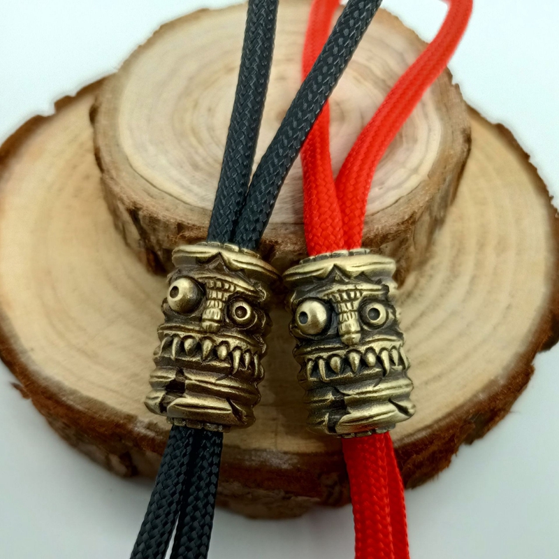 Grin lantern Face Brass Knife  - Paracord Survival Bracelet recensione e prezzo